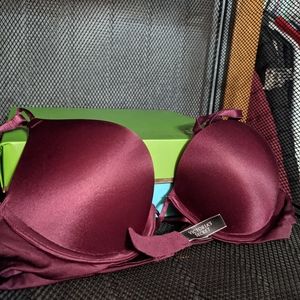 NWT Purple Victoria's Secret Bombshell Bra